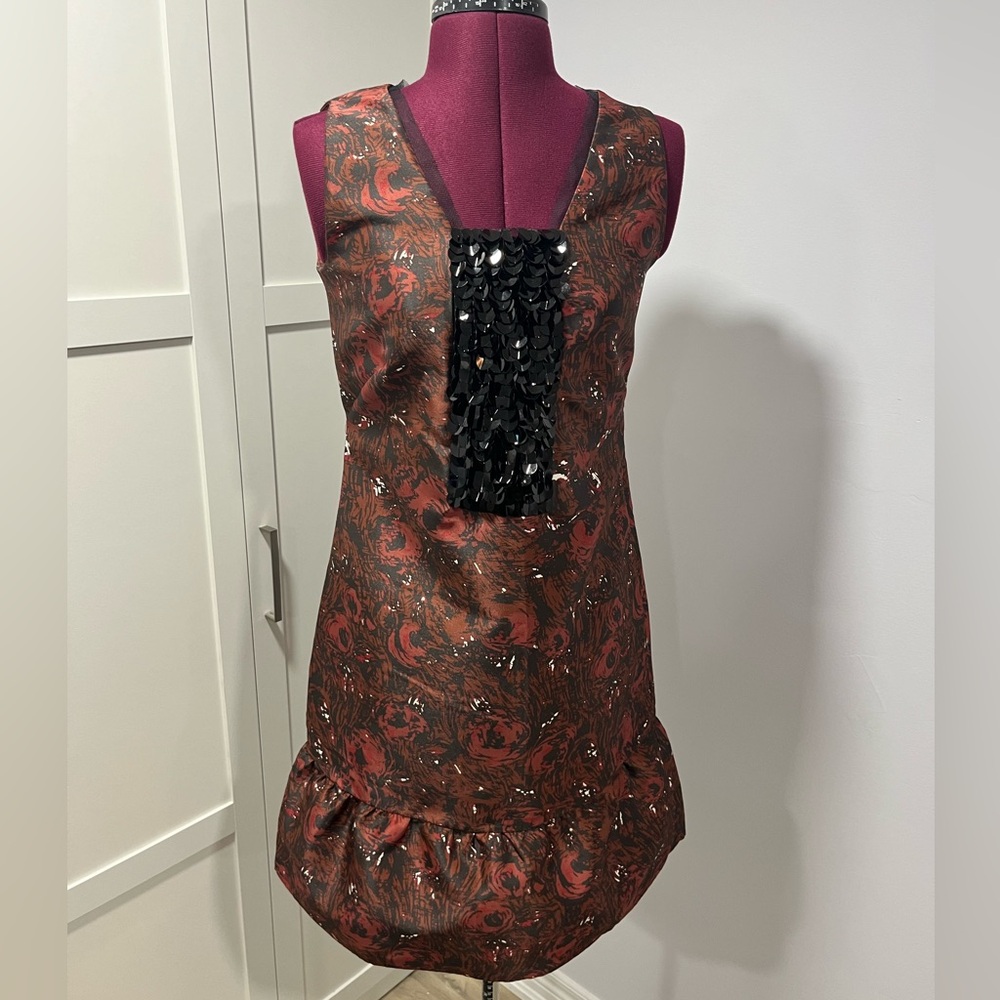 Elegant Red and Black Sleeveless Simply Vera Wang dress